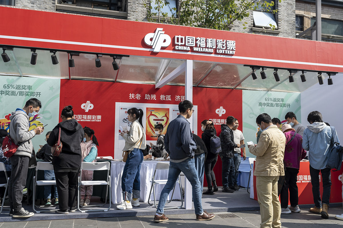双色球号码推荐：两组精选号码，中奖几率大增！