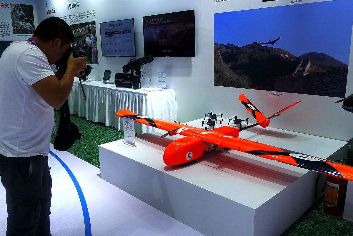 青龙桥全桥气弹模型风洞试验 - 风洞试验评估桥梁安全性能