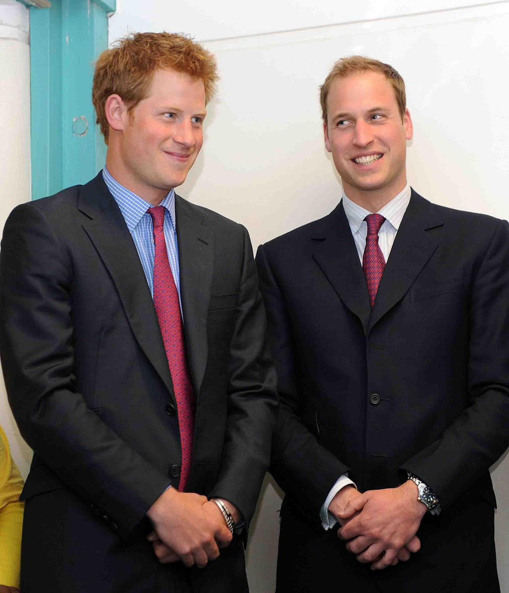 我是王子。我弟弟可以侍奉我吗？