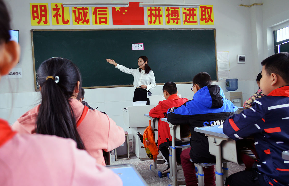 提升教师语文素养：从知识到兴趣的全面培养