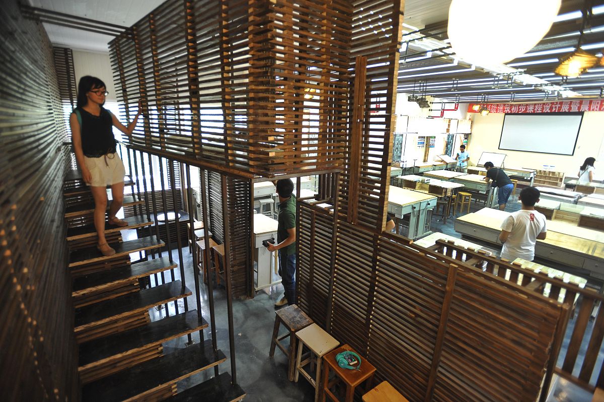 湖北科技职业学院有五年制大专高铁乘务专业吗？