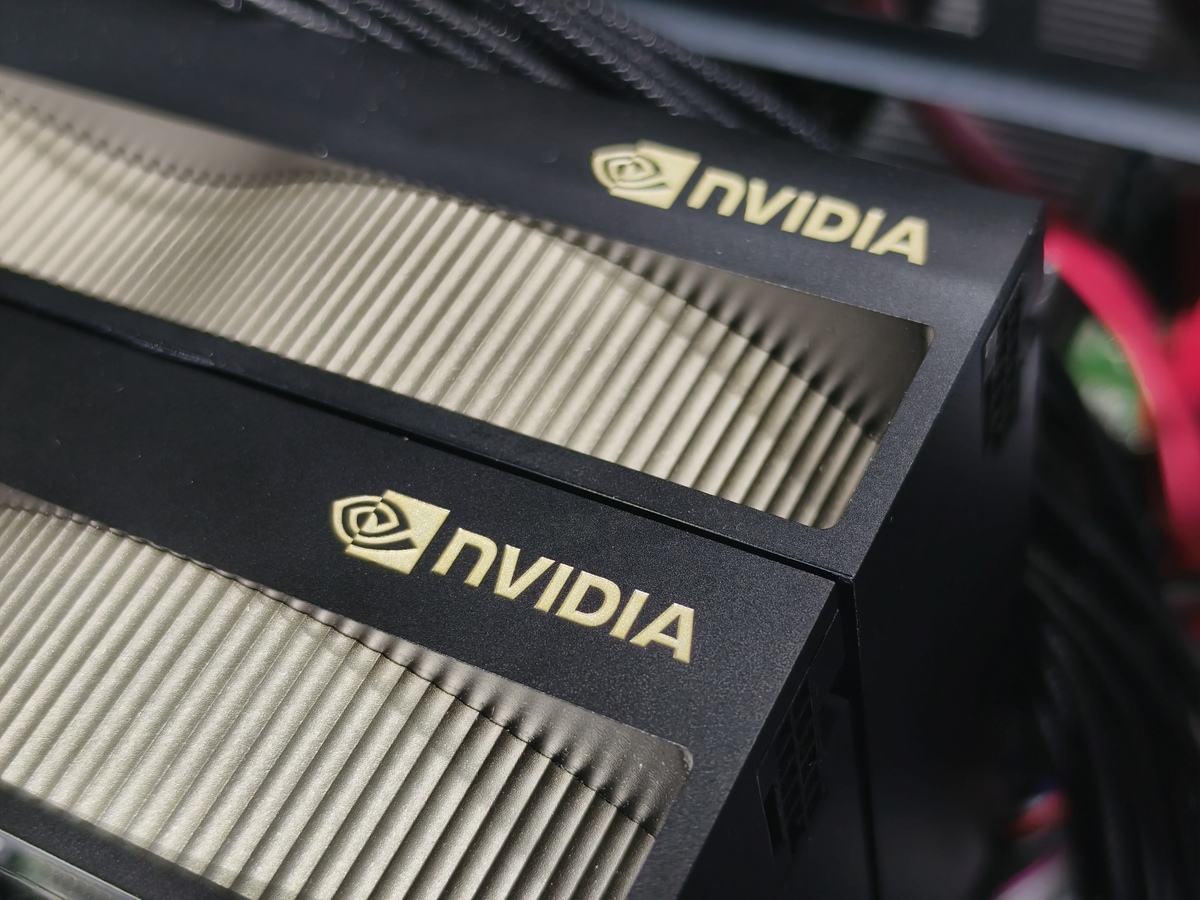 NVIDIA Quadro K2100M玩游戏