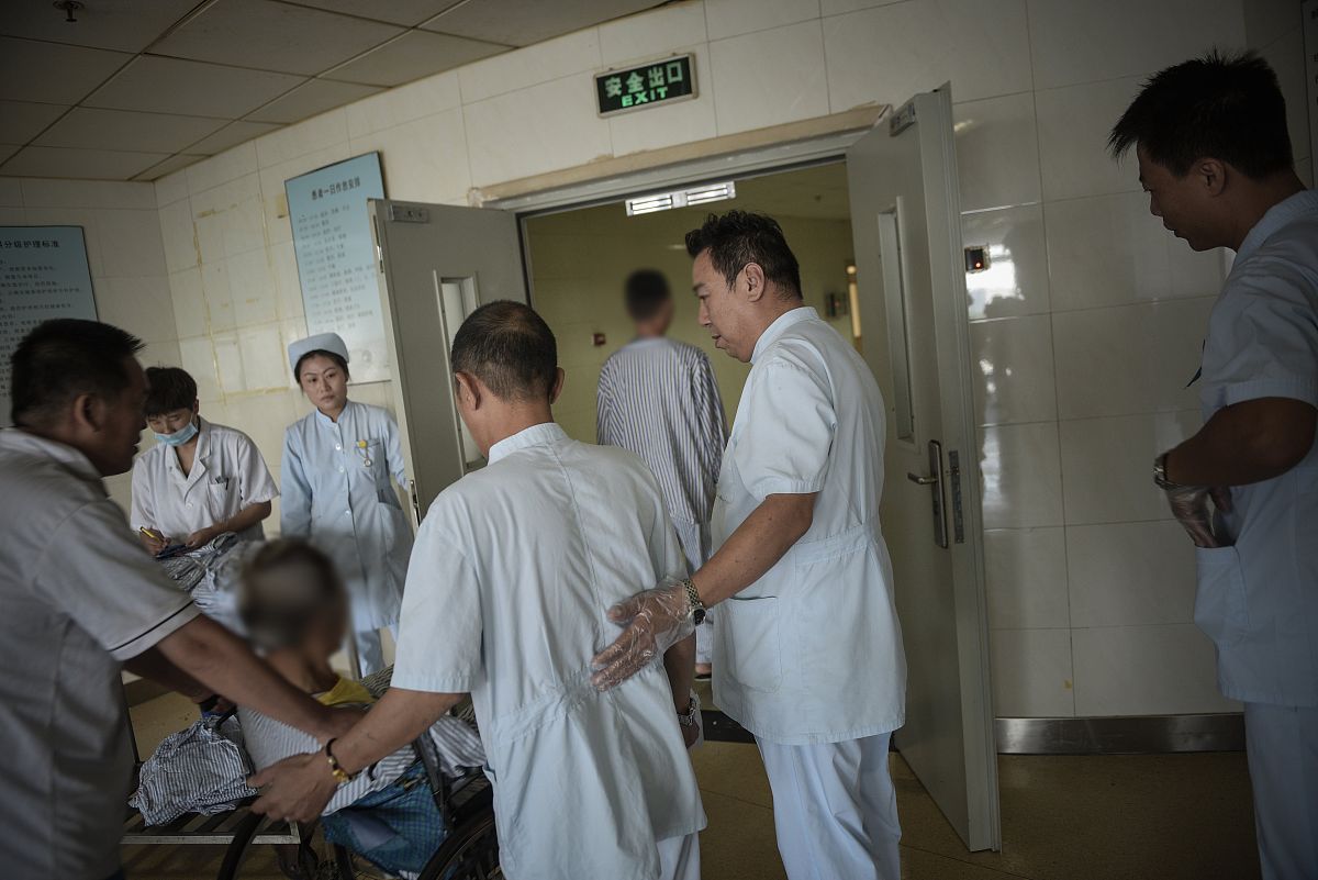 2级护理和精神病护理：专业照护与心理支持