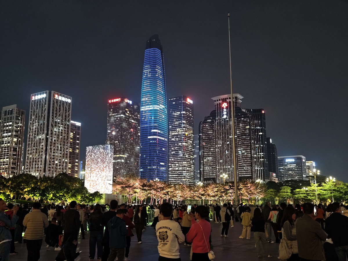 广东2025年gdp全部数据出来了,总量实现14.5846万亿元,增量4357亿元,