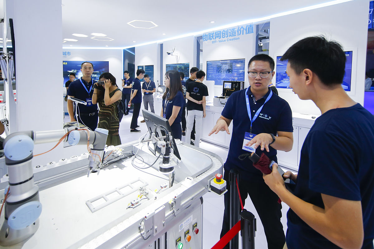 卫辉人工智能学校无人机应用专业2021年招生