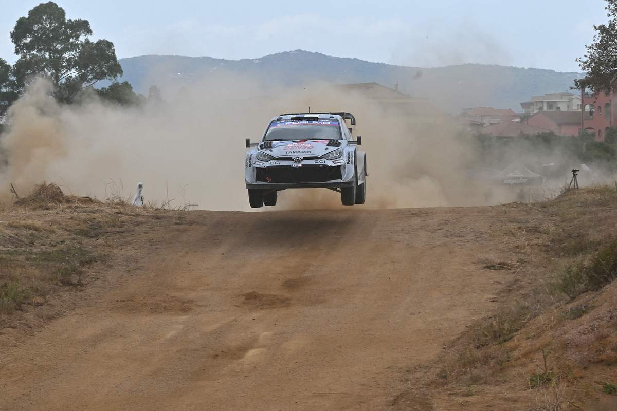 瑞虎8再夺环塔拉力赛冠军，城市SUV实力登顶！