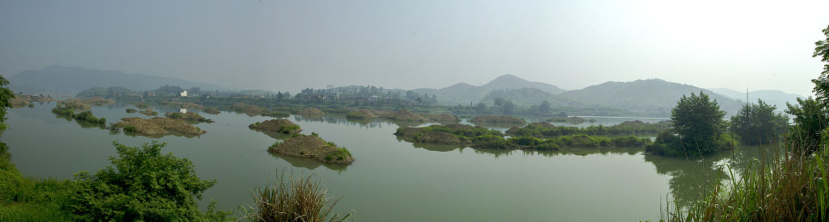 请写一首赞美衡阳的诗