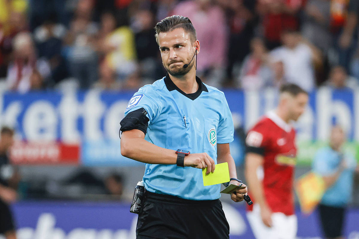 罗技鼠标宏 Lua 脚本编写教程：按键绑定示例