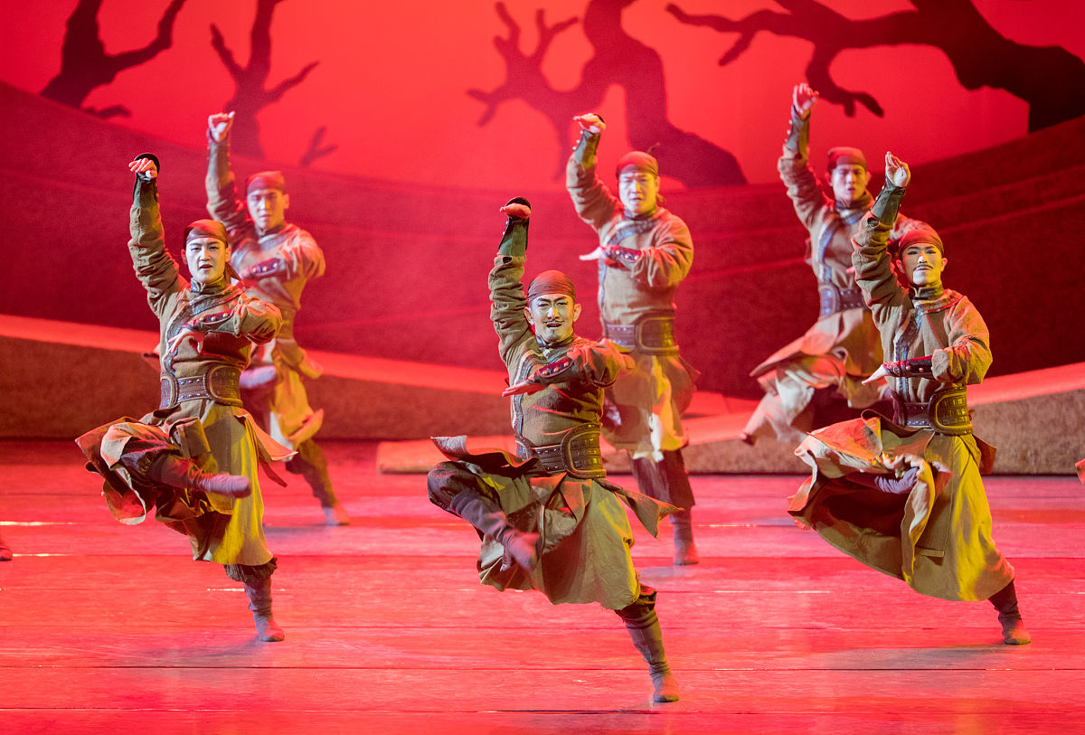 阿里嘎多：蒙古族传统舞蹈的魅力
