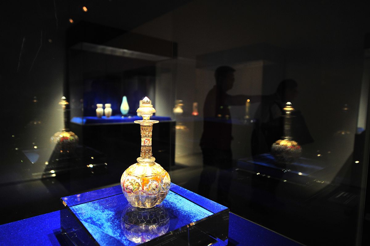 琉璃的寓意和象征 - 文化与传统中的深层含义