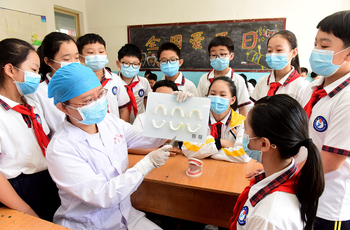 学习口腔医学专业难吗？你需要知道的挑战与机遇