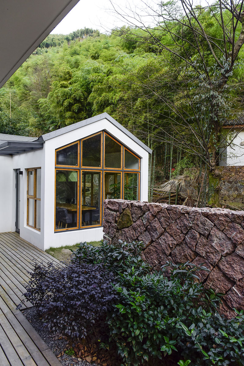 特色民宿短租系统的设计与实现 论文10000字