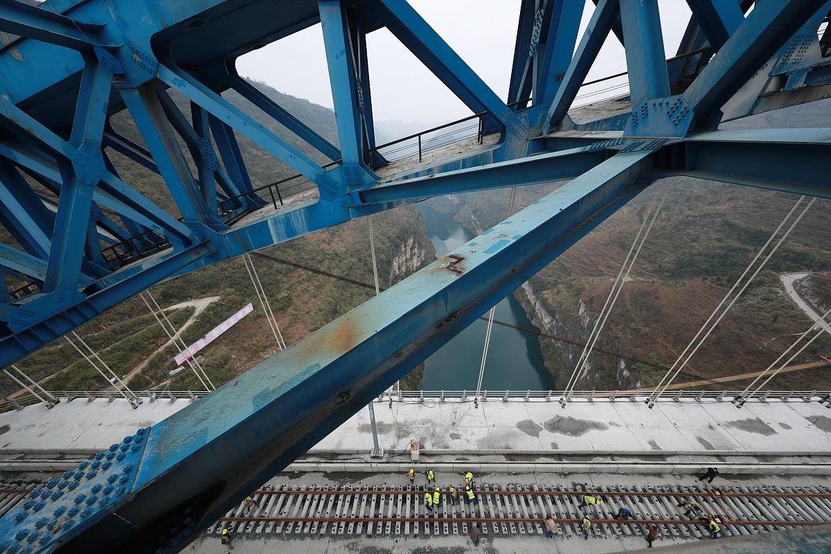 贵州初中毕业生如何选择适合自己的铁路专业？