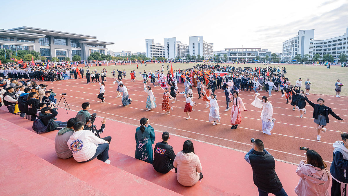 介绍楚雄州体育运动学校办学力量