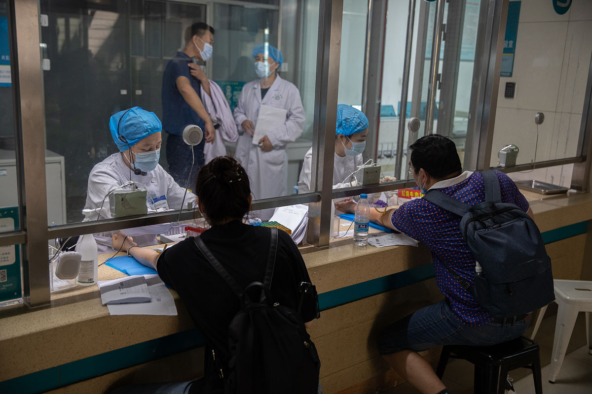 成都卫生学校：药师缺口问题及解决方案