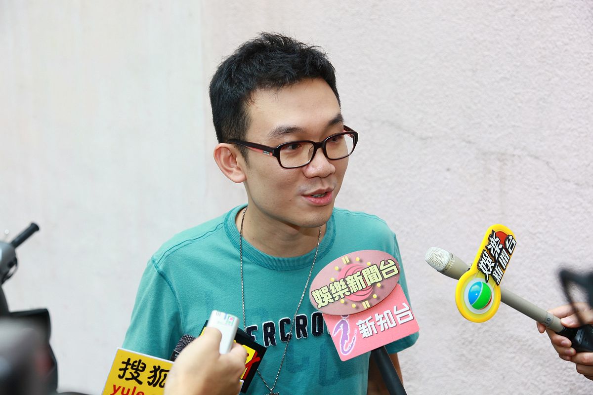 巴彦淖尔媒体曝光求助热线电话是多少？ 要求：创建一篇500至1000字的解决方案