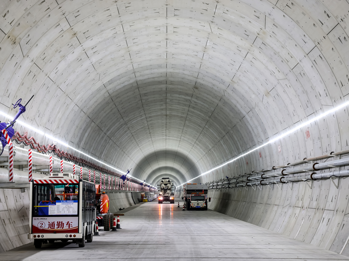 隧道钢衬施工方法详解：步骤、技术及质量控制