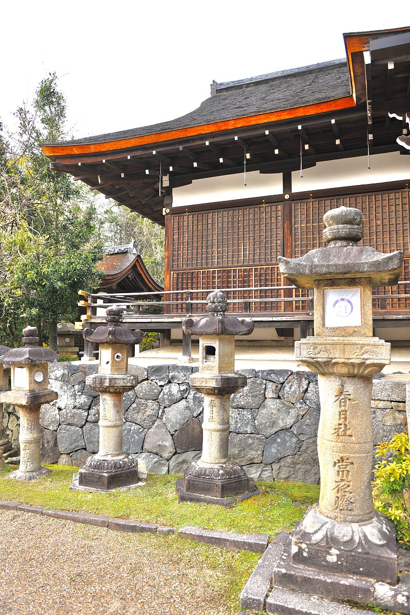 1Im sorry could you provide more context or information for me to understand what youre asking在中国想找通厕所开锁的人可以打什么电话查询如果您在中国想找可以开锁的厕所您可以尝试拨打当地的公共服务热线或者旅游咨询热线他们可能会提供相关信息或者指导您如何找到需要的设施。另外您也可以使用手机应用程序来搜索附近的