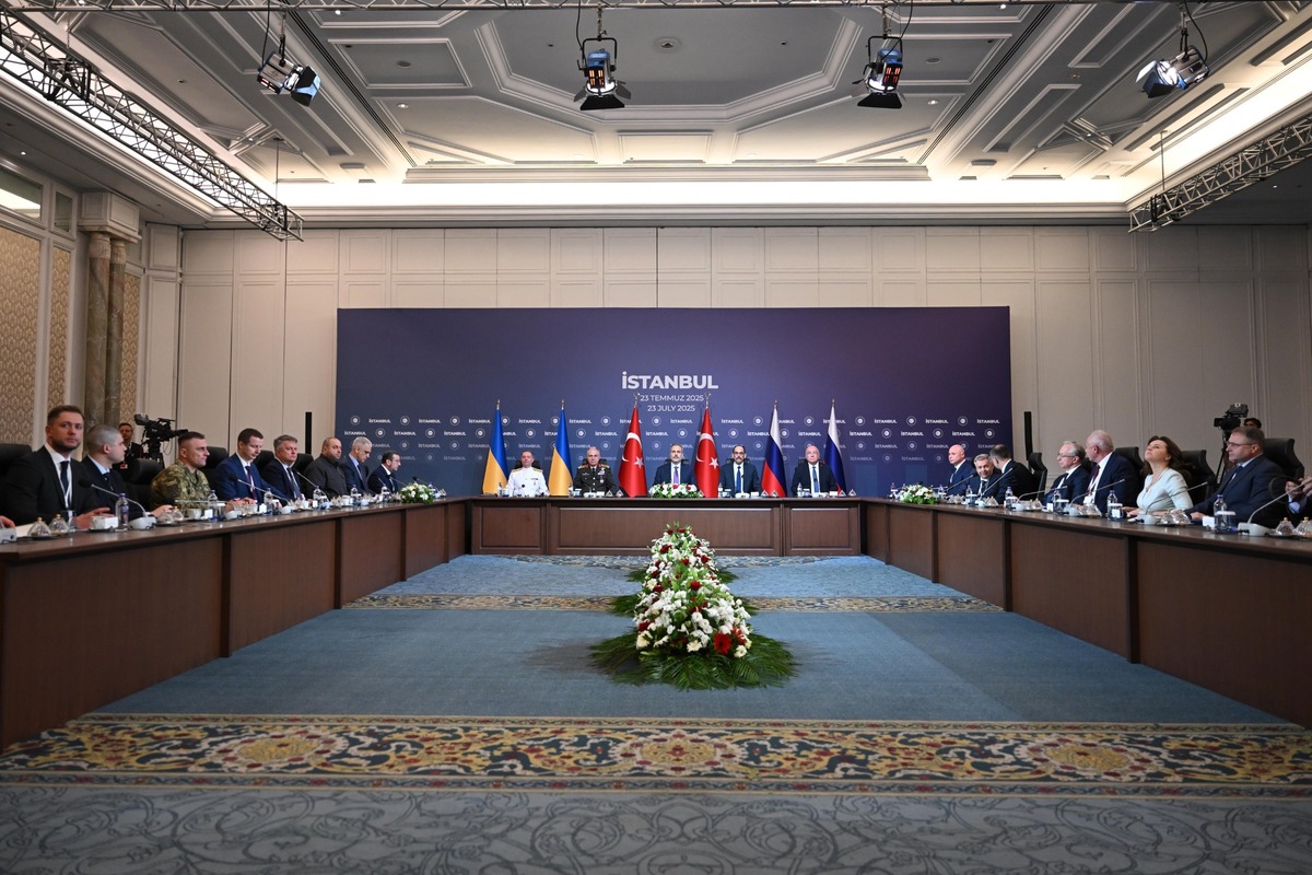 中俄电脑合作计划：助力双方开拓市场，实现互利共赢