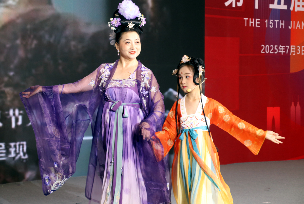 穿越时空，梦回古代：古装穿越剧为何如此迷人？