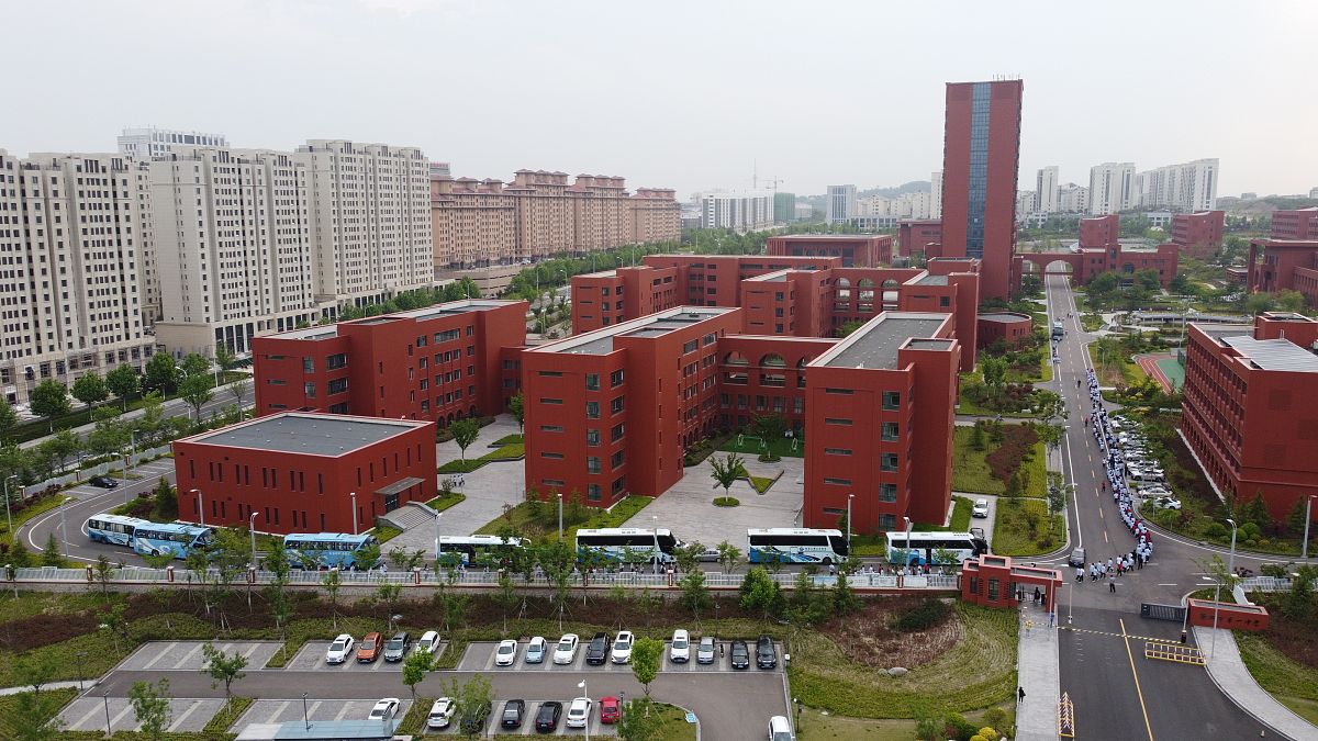 双流县职业中学附近学校有哪些