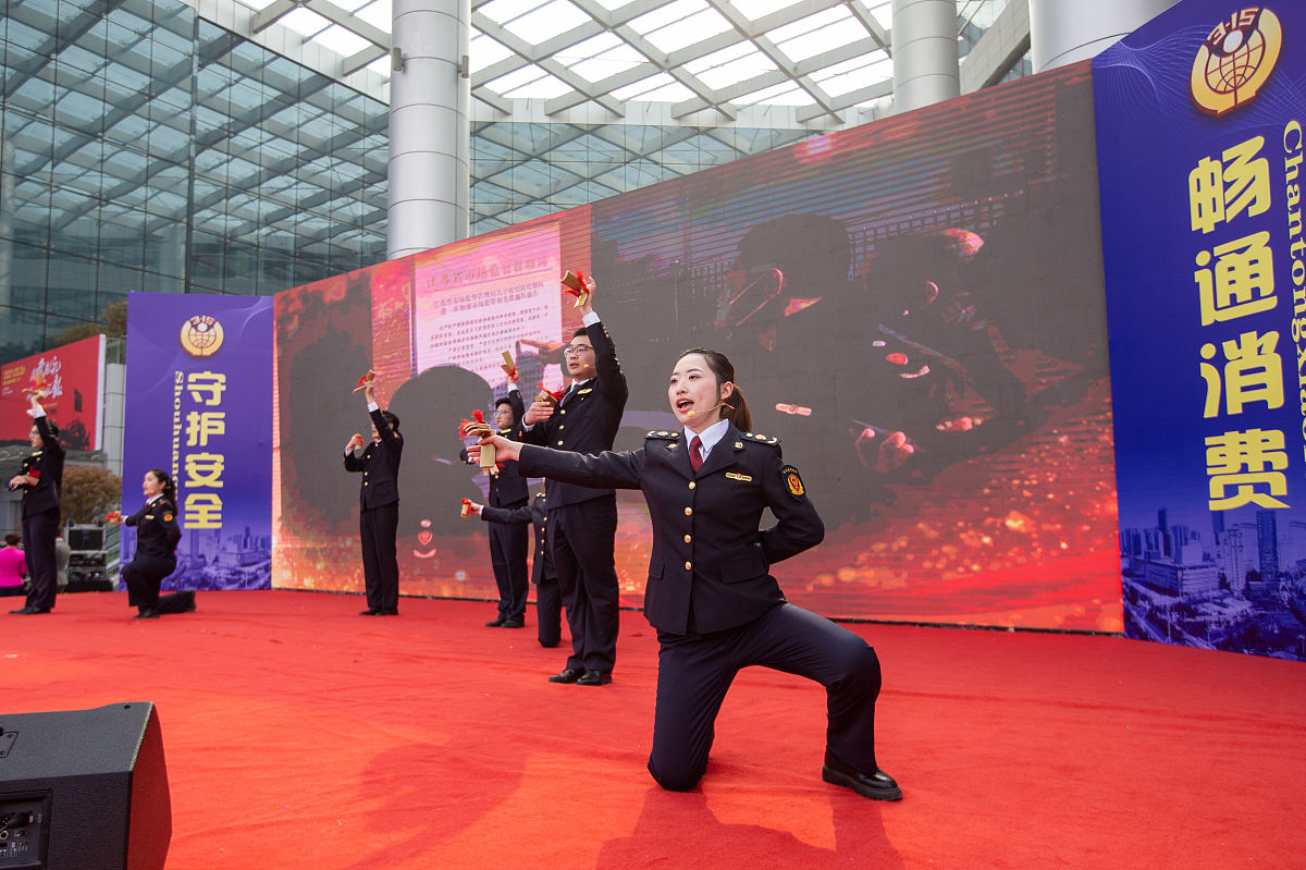 保养快板用什么油帮我用200字详细描述