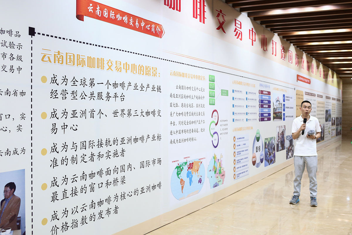 演讲稿：扎根在基层成长在一线