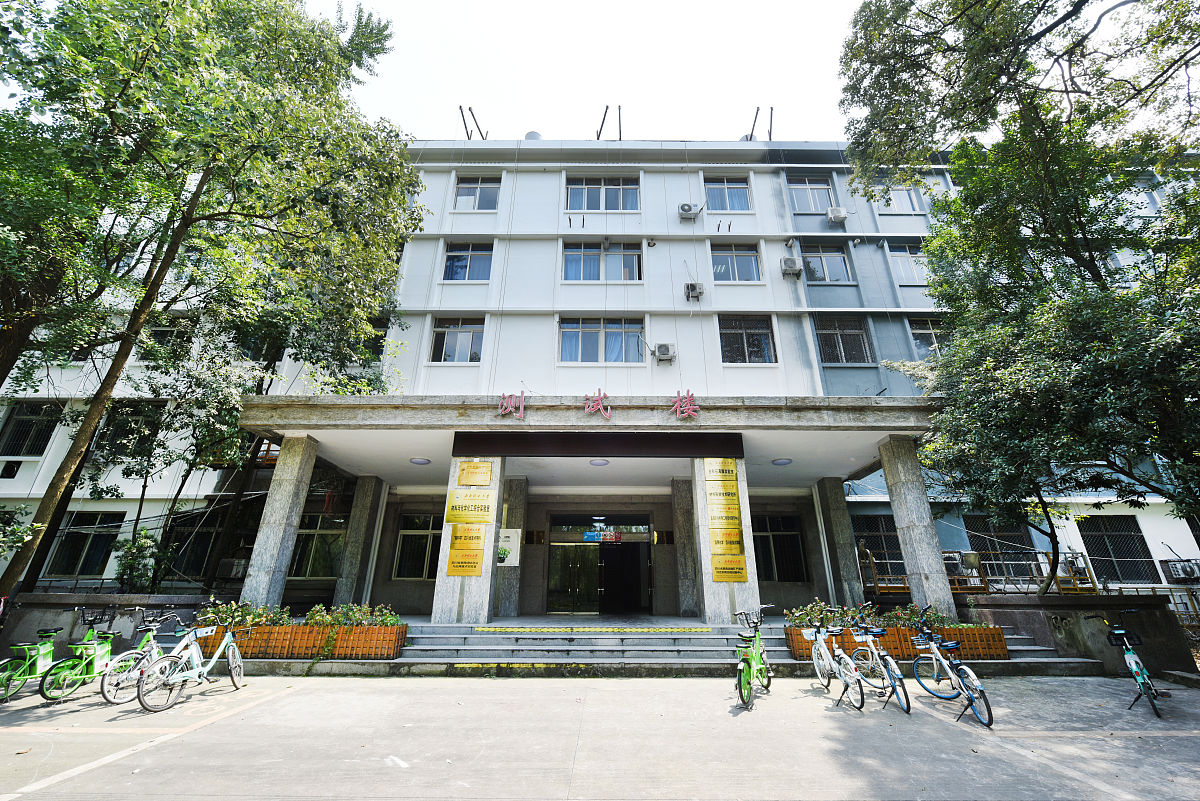 成都铁路专业学校推荐：选择你的理想院校