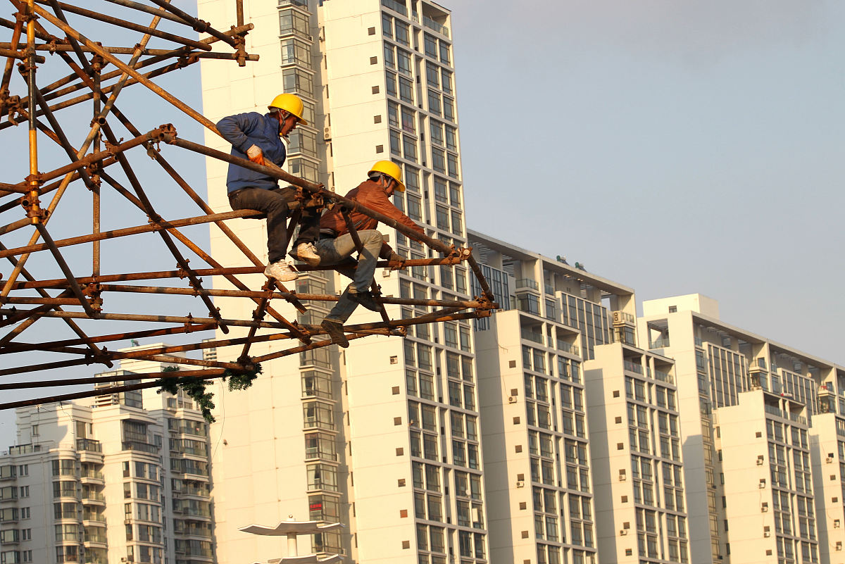 高层建筑施工现场临时用电的危害及常见电气事故分析