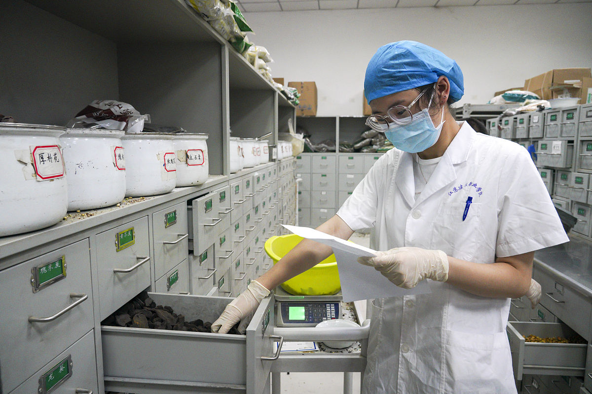 安庆医药高等专科学校有药剂专业吗