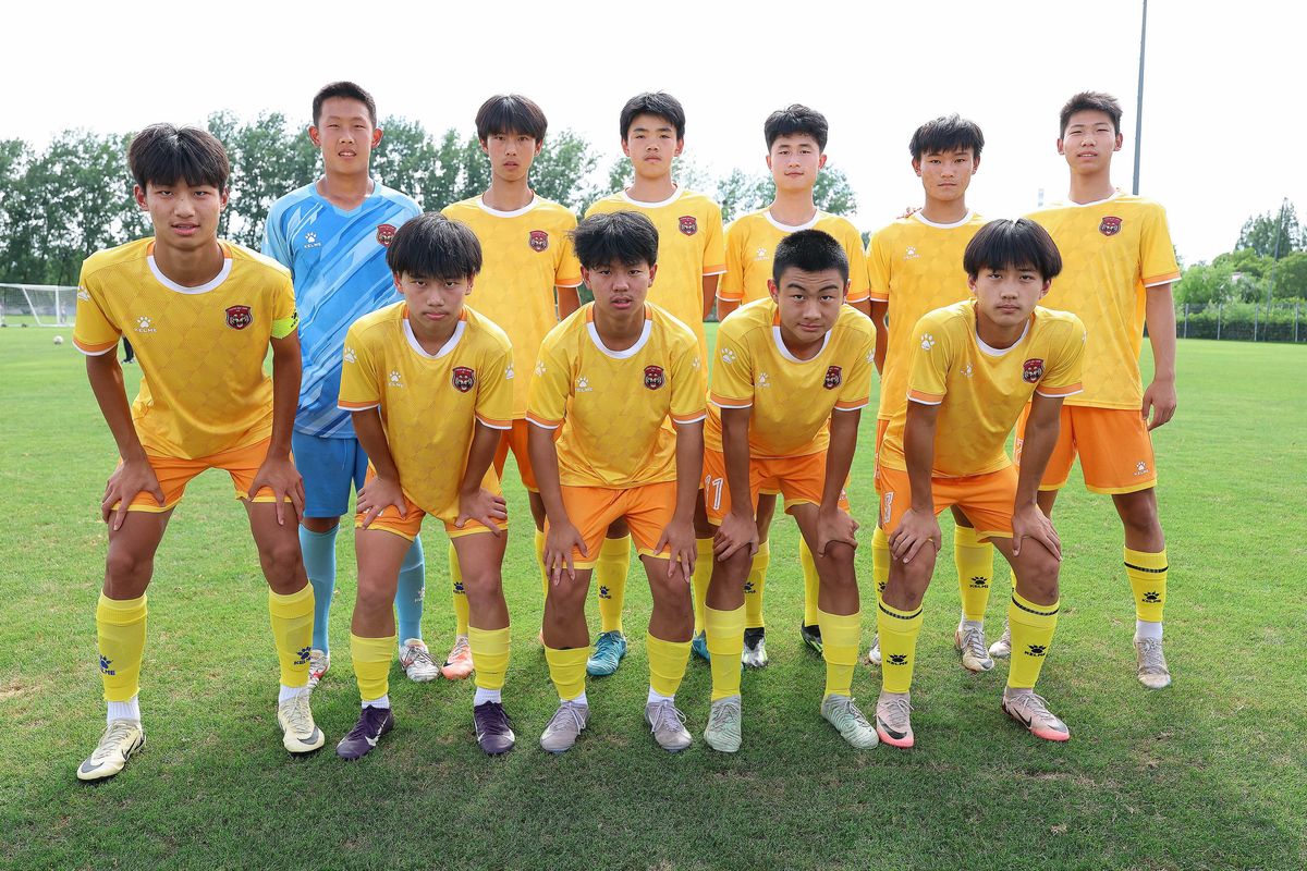 中日足球青训差距：对提升中国足球水平的启示