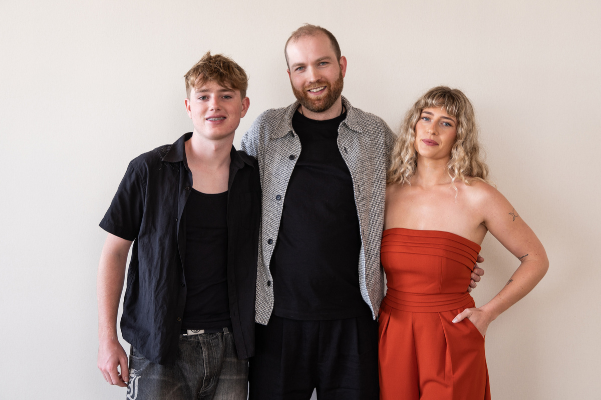 ACROSS ENTERTAINMENT