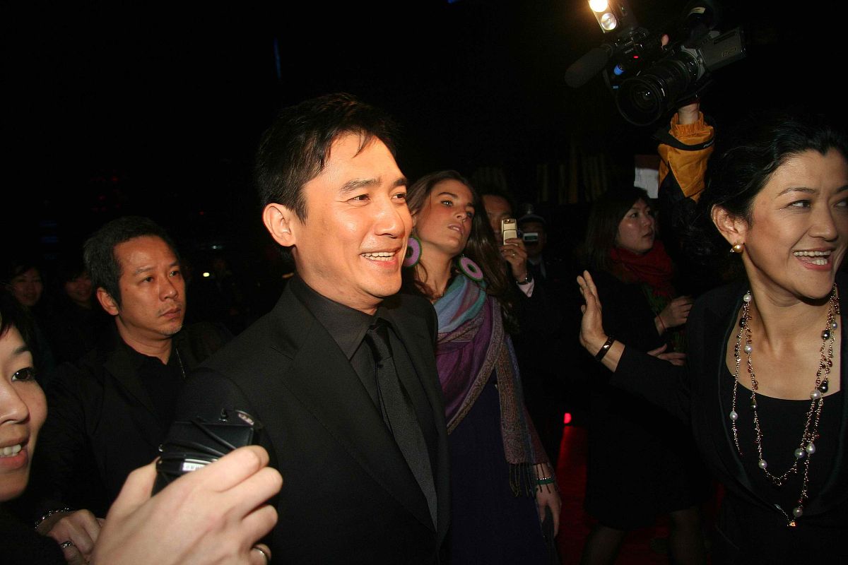 2008年3月28日,上海,ferragamo80周年庆典红毯.梁朝伟+++_+++ferragam