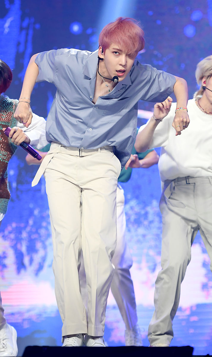 2020年8月5日下午,首尔,mbc m《show champion》节目的直播.yunho of 