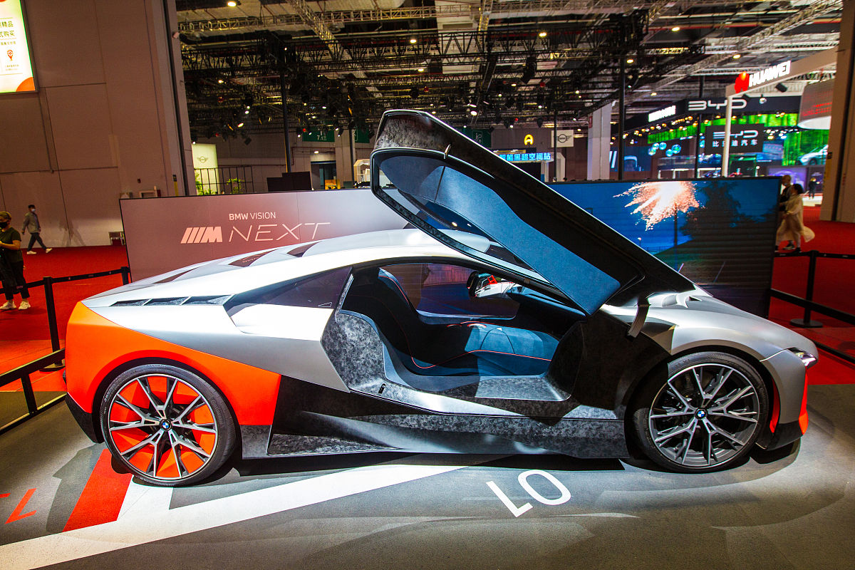 The Epitome of Automotive Elegance: A Luxurious Sports Car Design