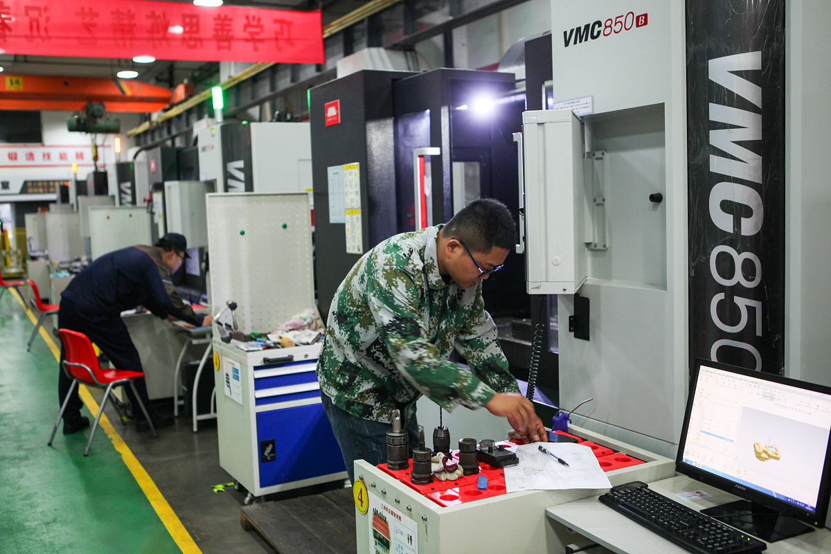 重庆市纺织技工学校数控车工专业有3+2五年制大专吗？