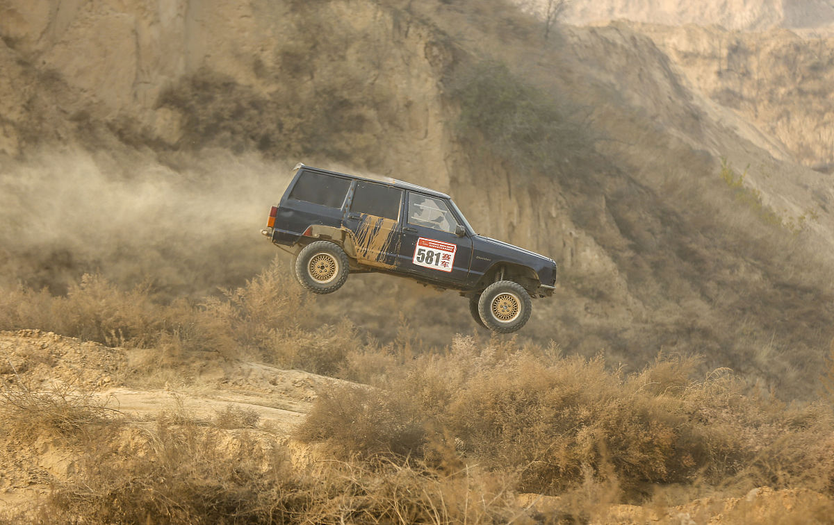 山西运城龙翔高级技工学校汽车装饰与美容专业 - 高级技工人才培养基地