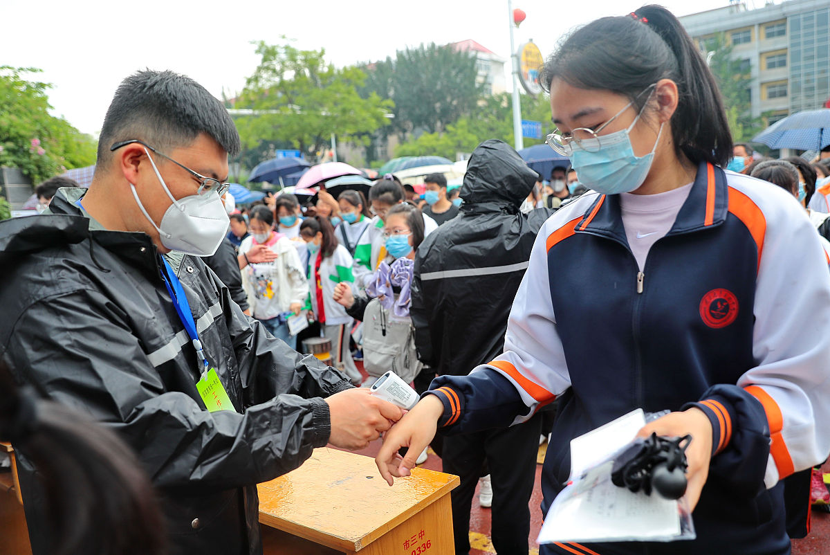 河北秦皇岛哪所学校开设有升学班？