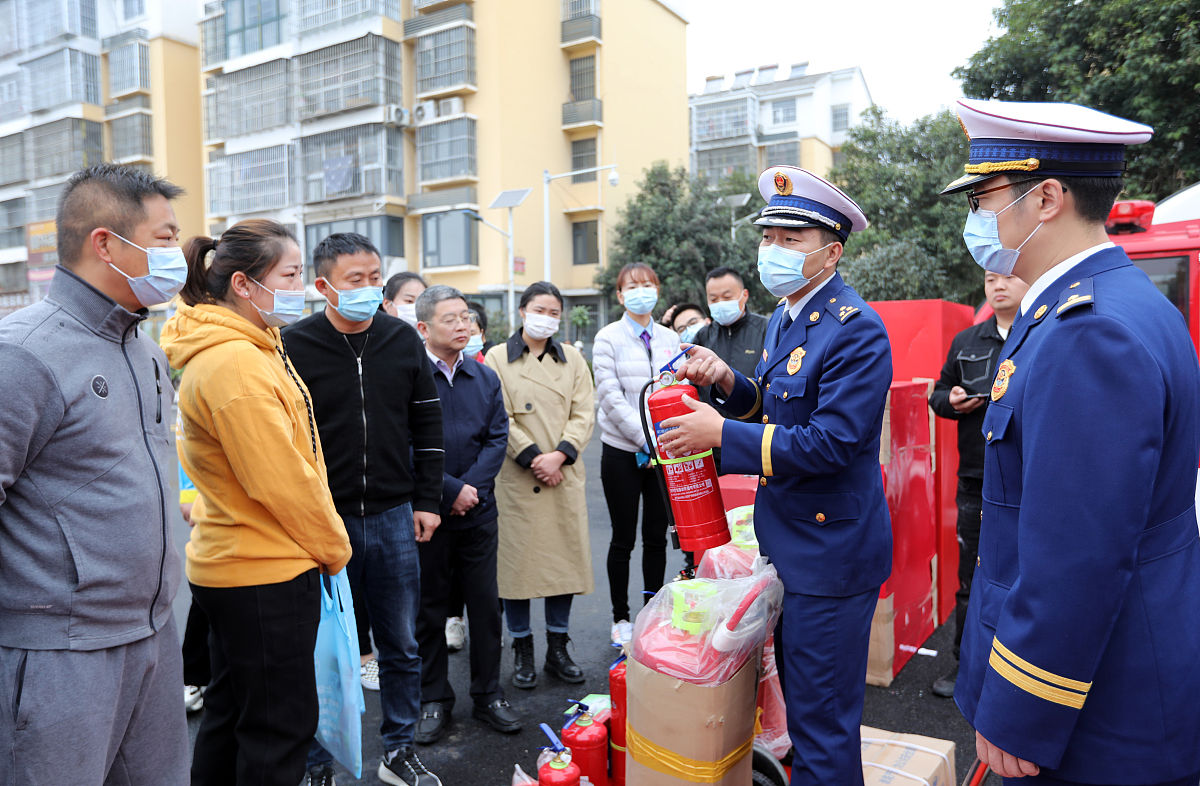 威海媒体曝光求助热线是多少？请用媒体的口吻生成一篇文章。