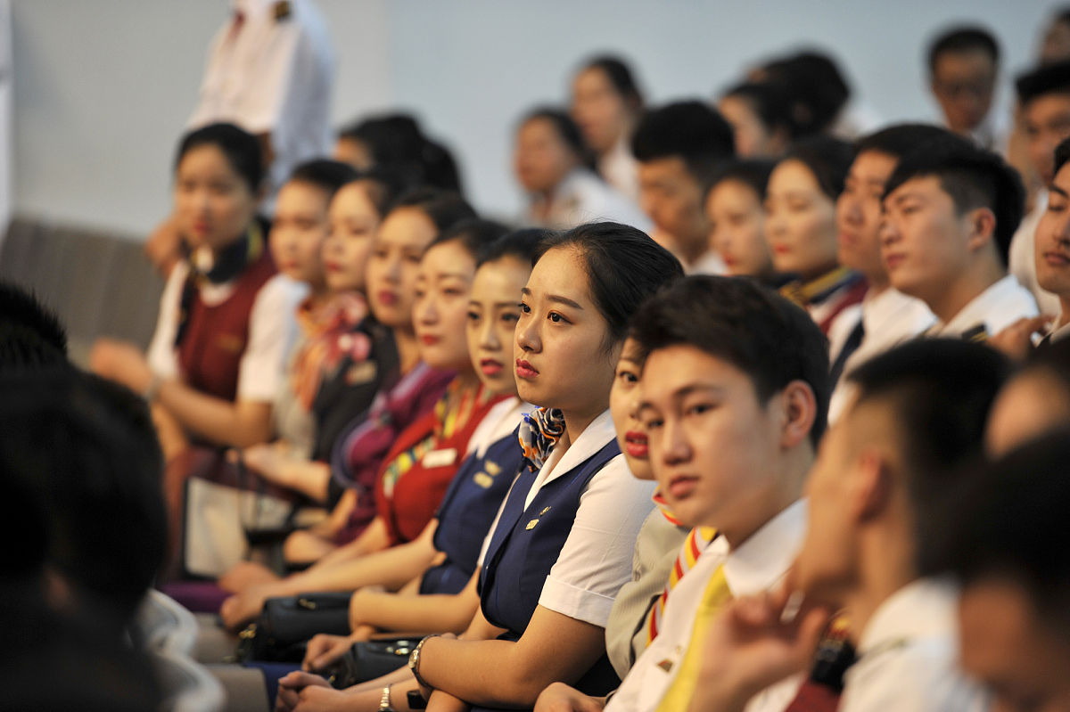 初中生选择高铁职业学校：值得吗？能直接上岗吗？