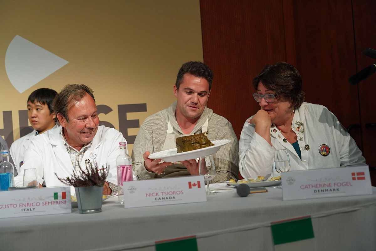 巴基斯坦农业科学杂志现任主编：Dr. Muhammad Ishfaq