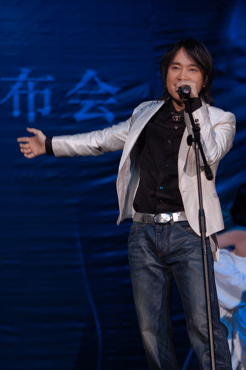 2008年3月13日,北京,邰正宵发布最新国语专辑《我不配》.邰正宵+++_++