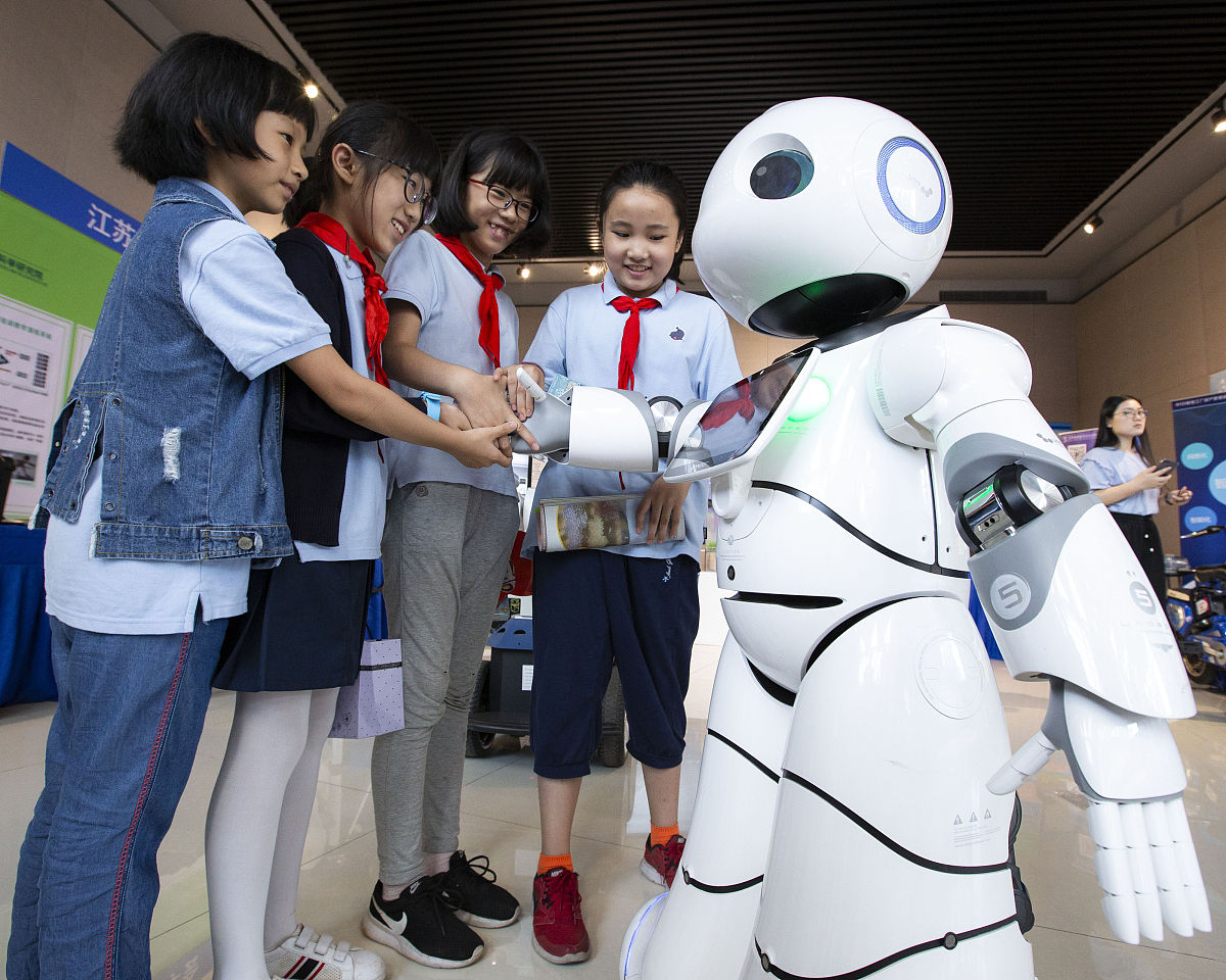 上条内容请插入中国小学怎么学才能应对未来人工智能