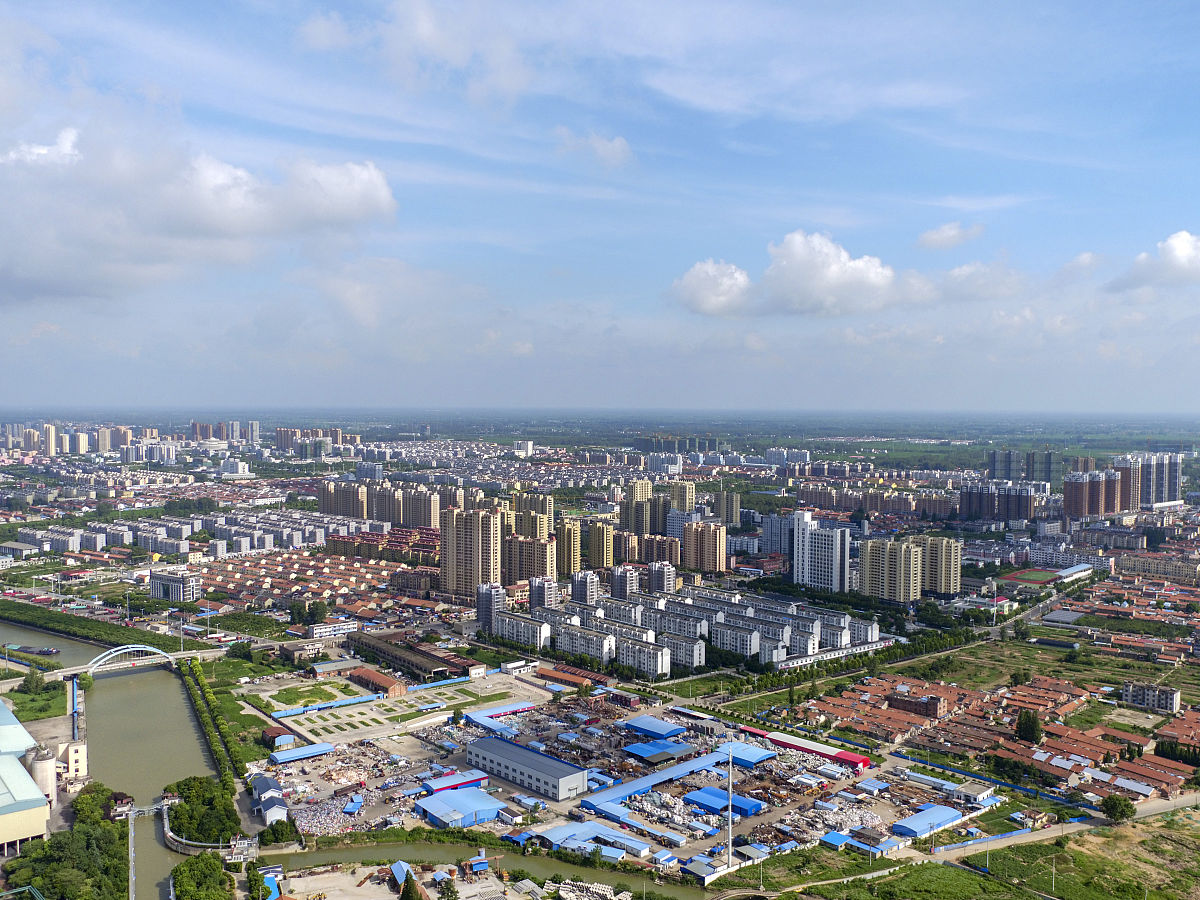 2020年8月4日,受台风"黑格比"外围影响,江苏淮安洪泽湖区域天气通透.