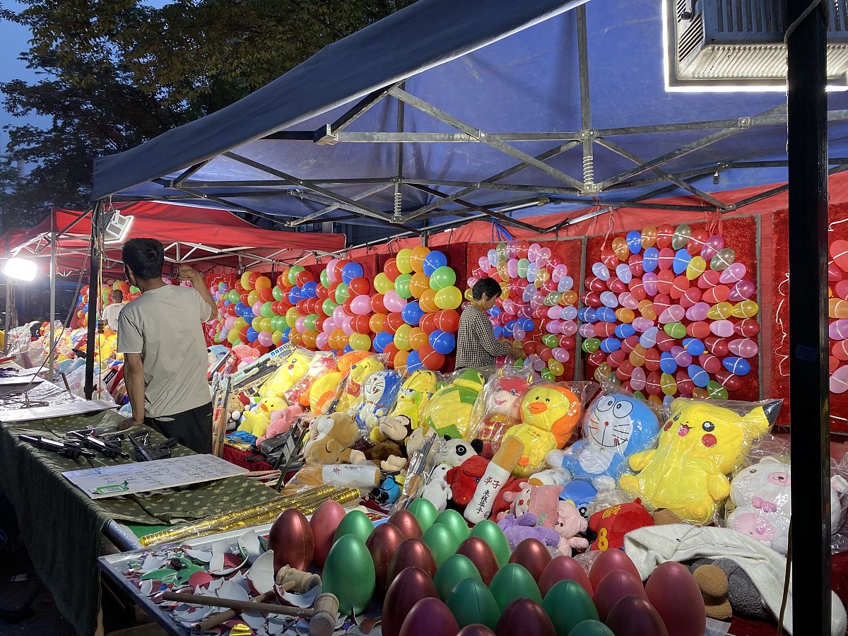 七夕祭摊位布置问题：满足cl同学的愿望