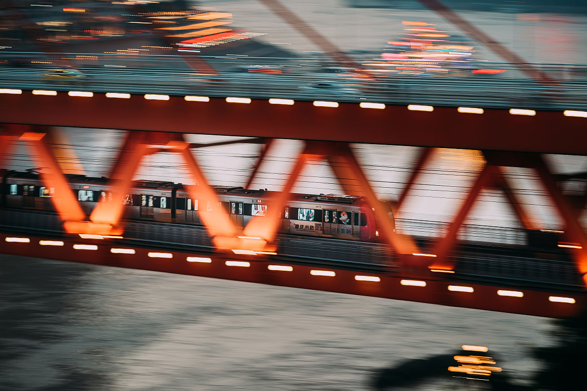 就读重庆轻轨学校一年的体会