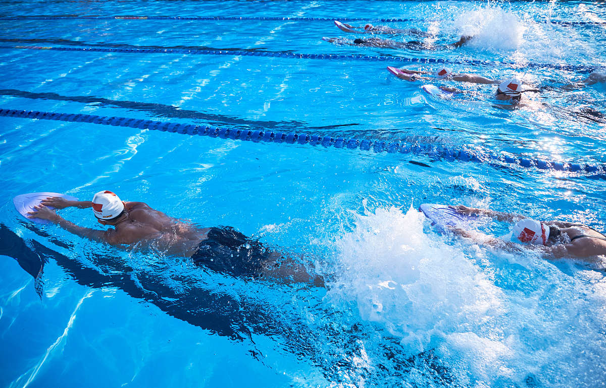 游泳长高几个月见效，