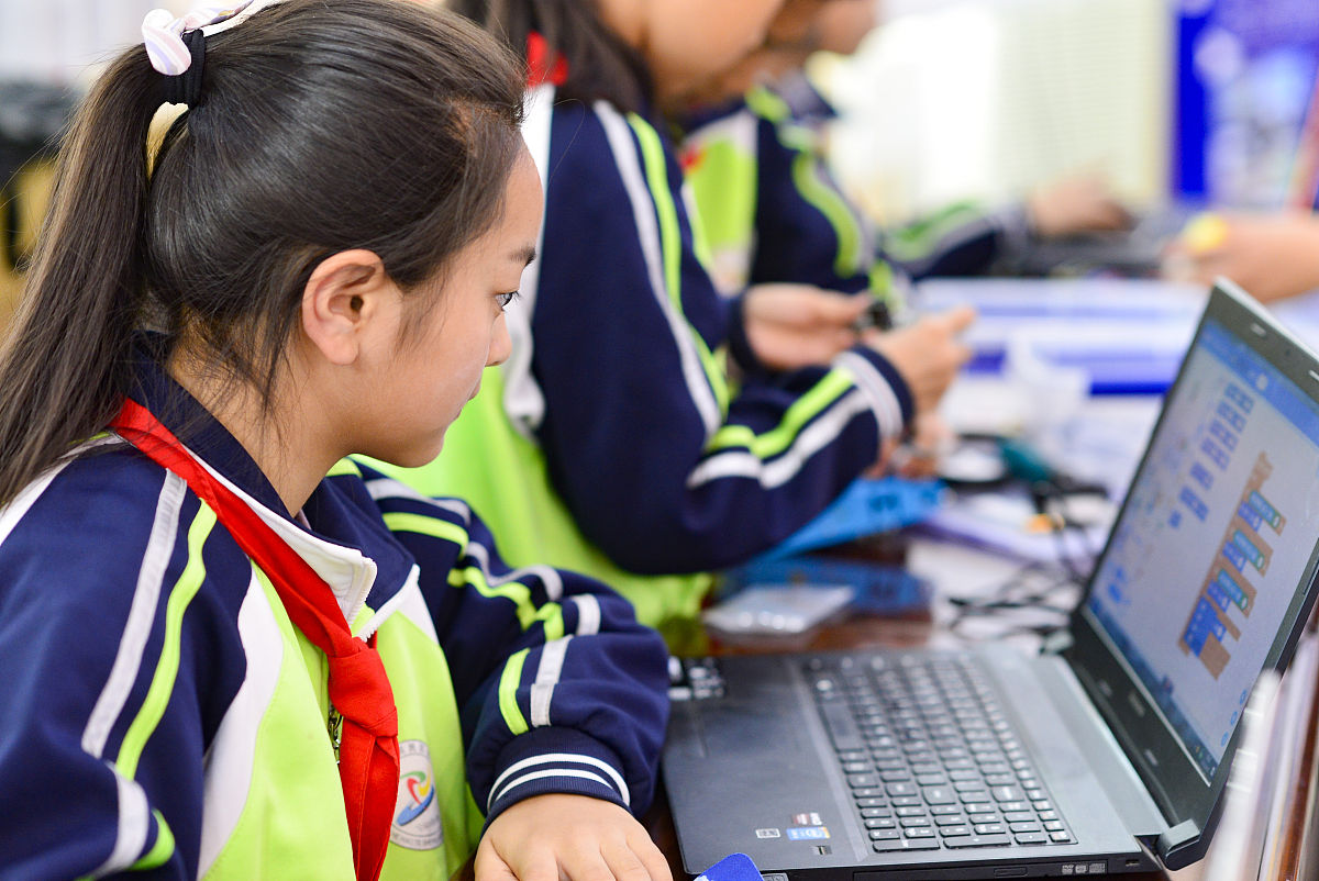 贵阳2021年女生读计算机学校