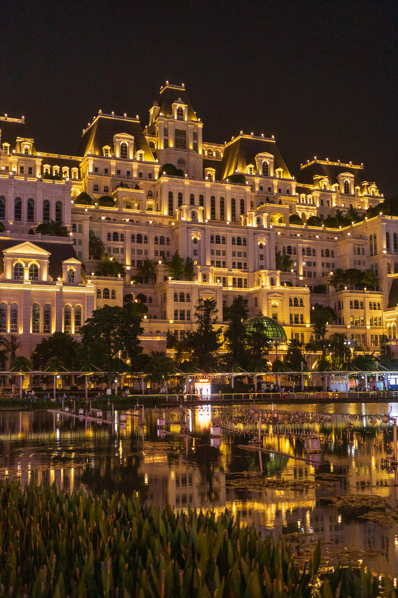 贵阳旅行朋友圈文案：打卡美景、文化、美食