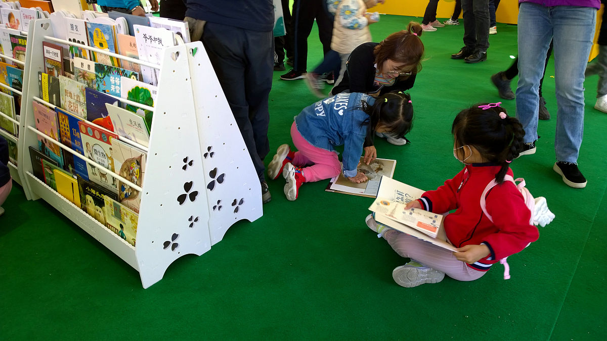 重庆幼师区域游戏观察反思：我当娃娃阿姨的心得